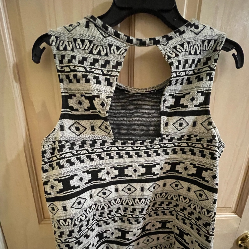 Old navy top.